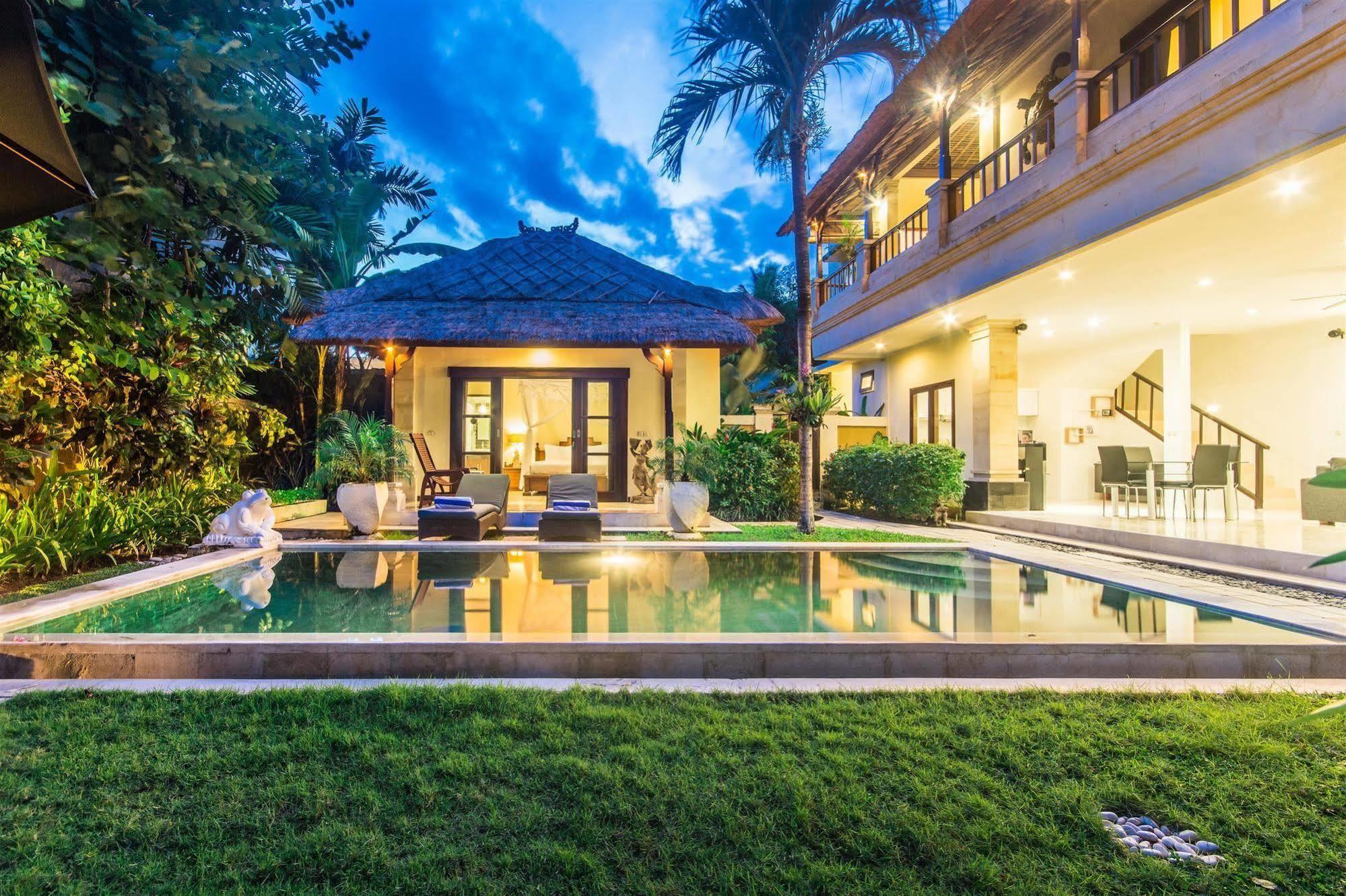 Villa Krisna Seminyak Exterior foto