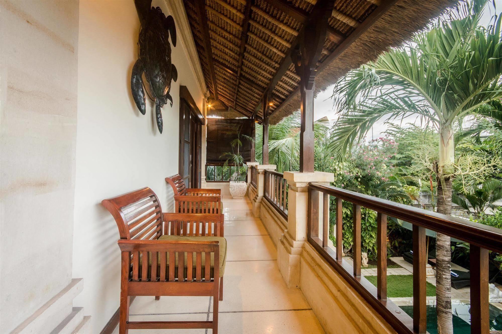 Villa Krisna Seminyak Exterior foto